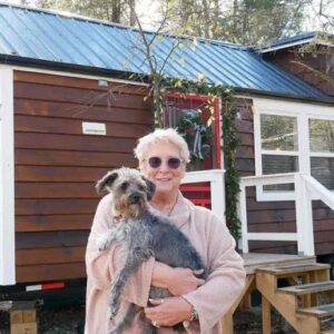 Woman retires and lives the best life in a Tiny Home on Social Security