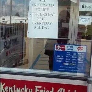 KFC Display Sign Causes Upset For Some Customers – The Respond From KFC Was Unexpected